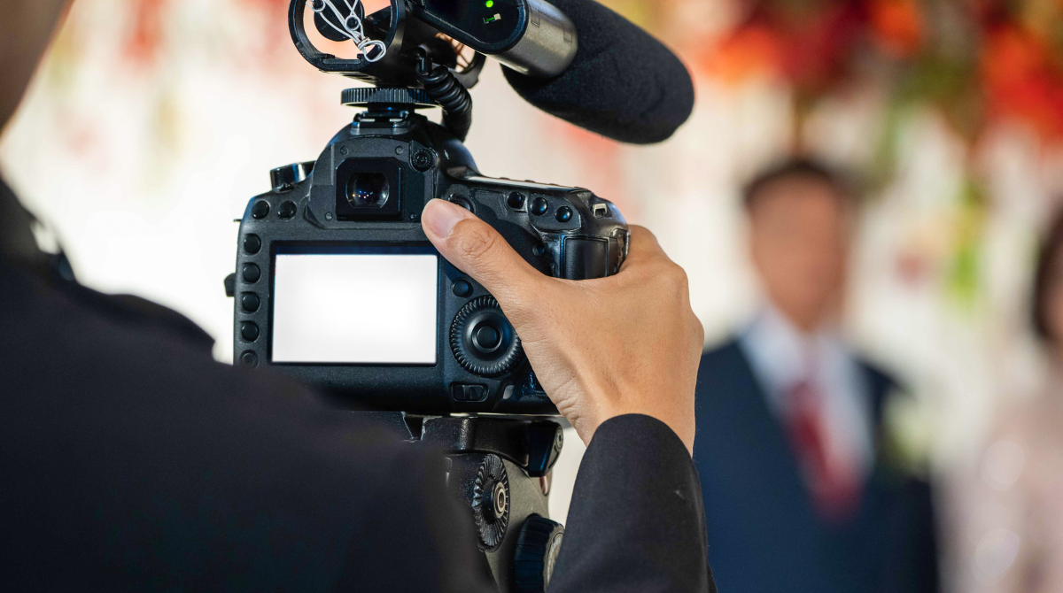 Top Tips for Choosing the Perfect Wedding Photographer 5 Wedding photographer