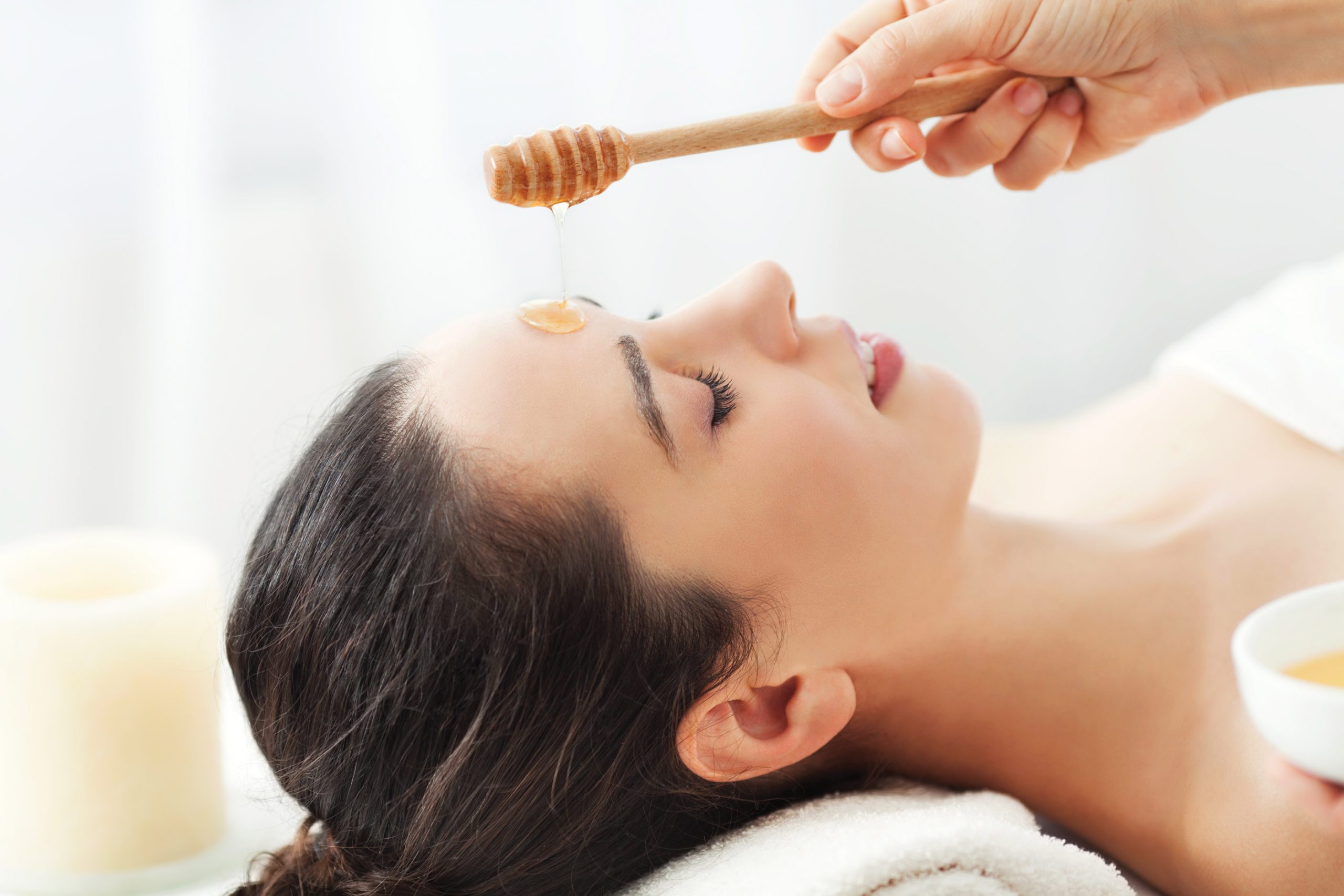 Home Remedies for Skin Care – A Dermatologist’s Perspective 2 Honey Mask